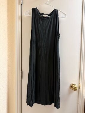 LOFT Outlet Sleeveless Black Midi Dress